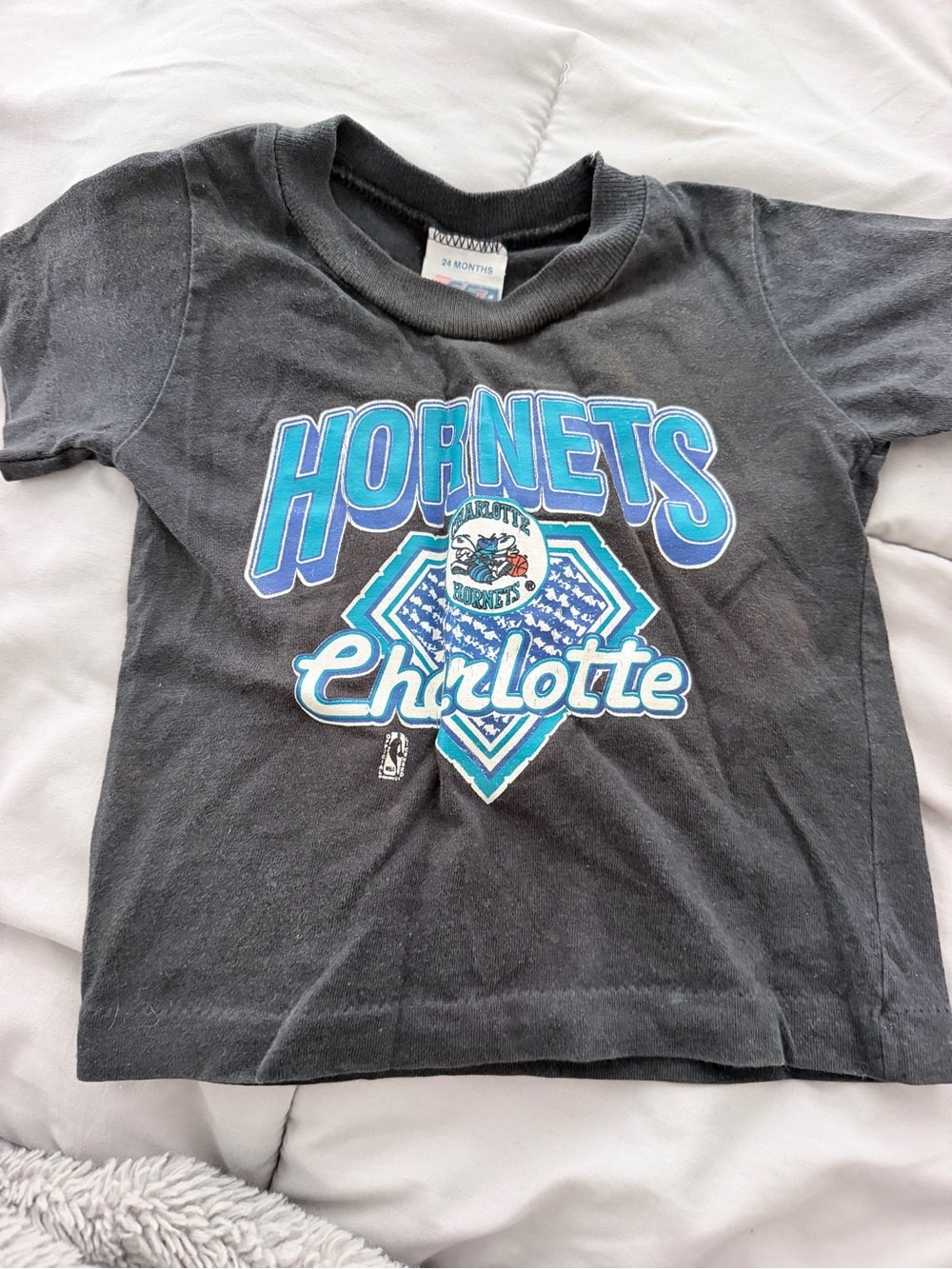 vintage toddler's Charlotte Hornets graphic t-shirt